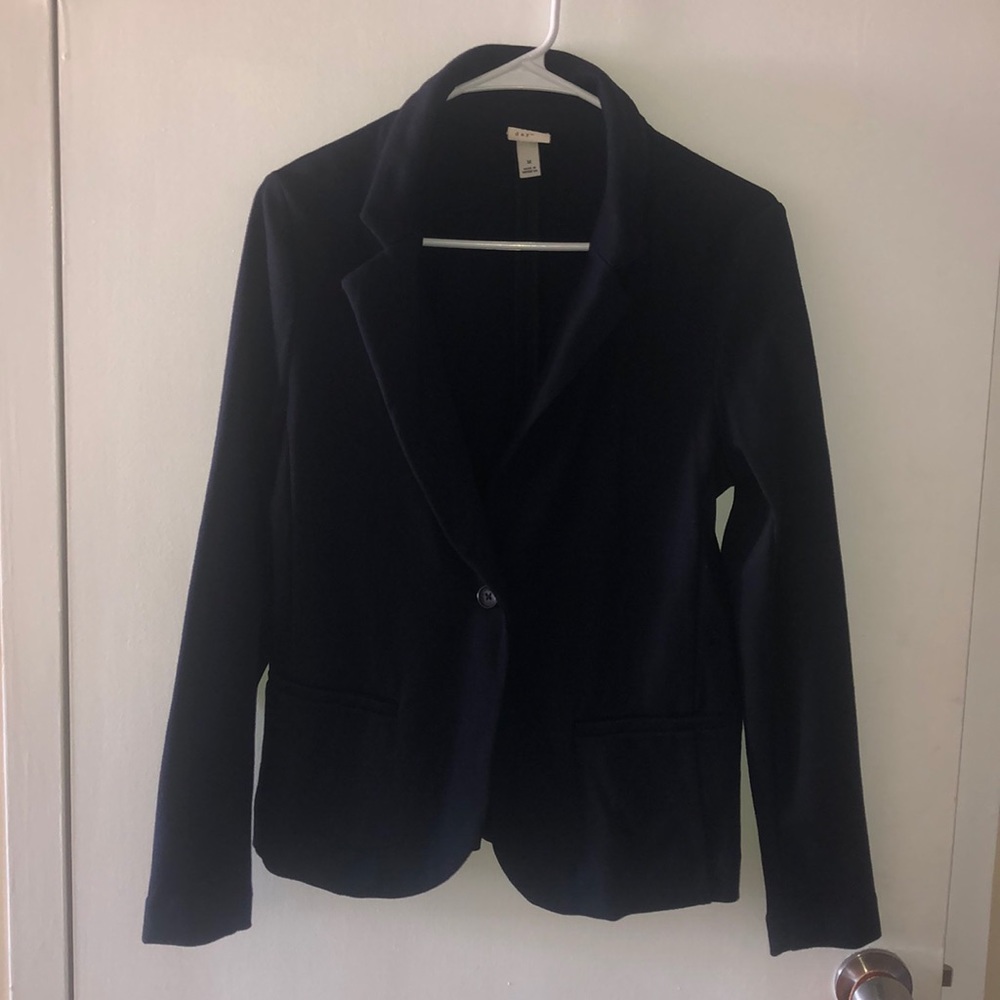 Women’s navy blazer